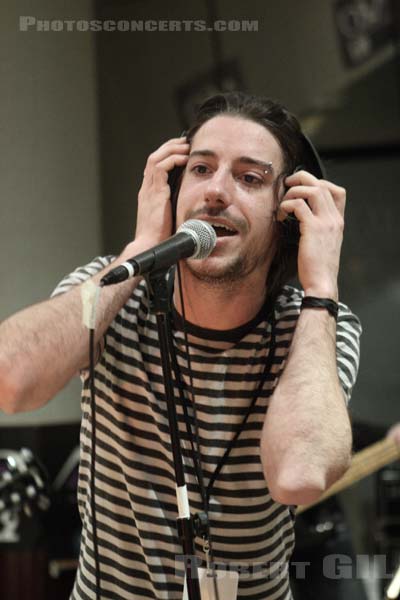 ED-AKE - 2007-03-06 - PARIS - Studios Plus XXX - 